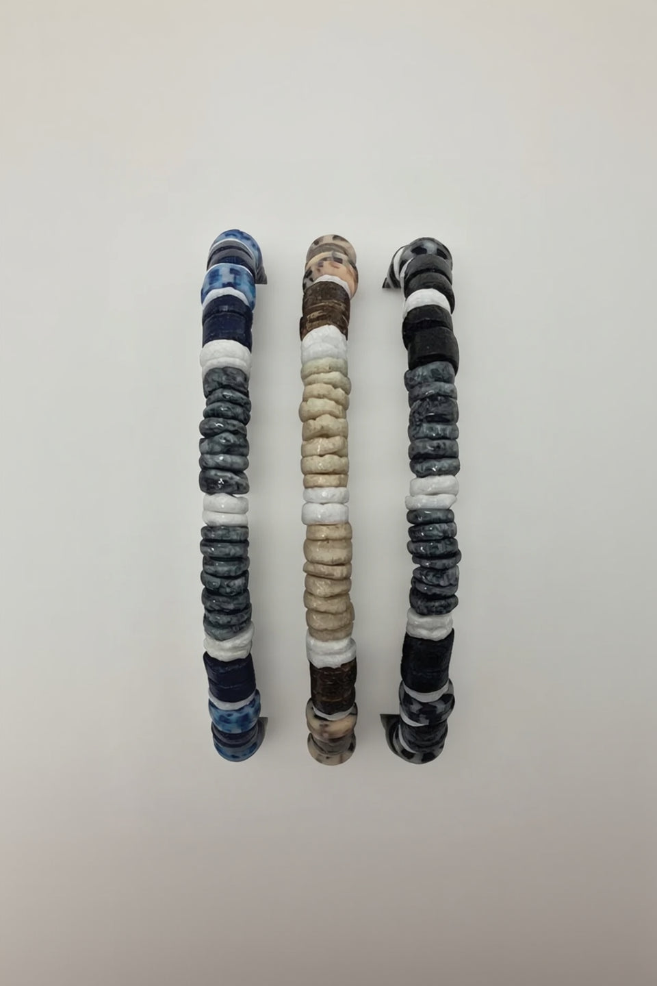 Coco shell bracelet with dyed bead accents detail view
